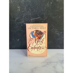 The Mask Of The Enchantress By Victoria Holt Paperback